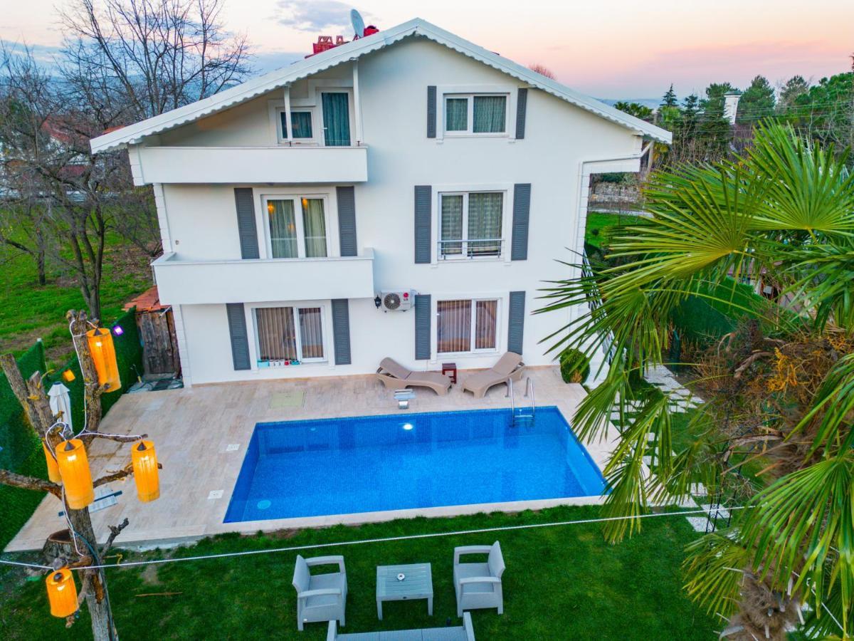 Villa Atlas Muhafazakar Havuzlu, Mustakil Genis Bahceli Sapanca Exteriér fotografie