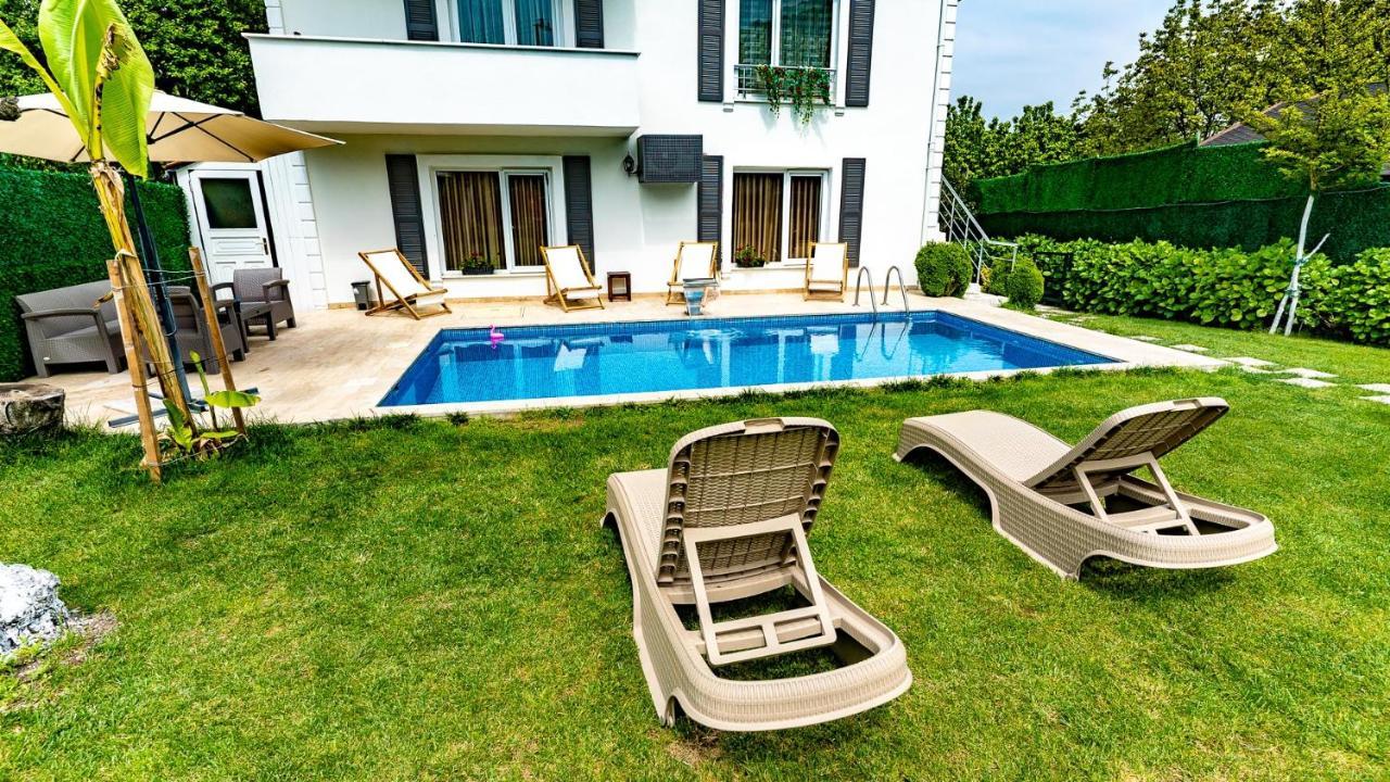 Villa Atlas Muhafazakar Havuzlu, Mustakil Genis Bahceli Sapanca Exteriér fotografie