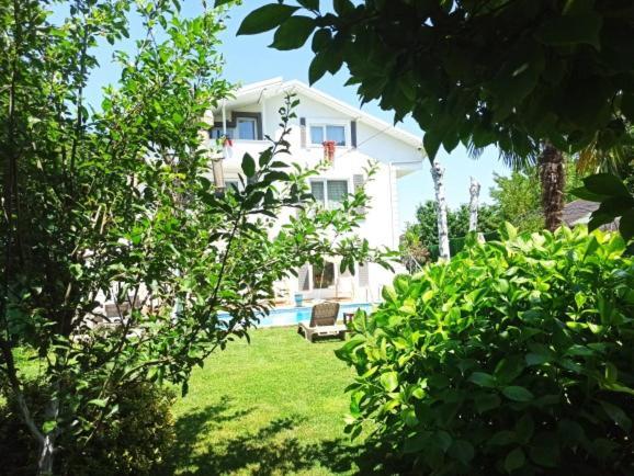 Villa Atlas Muhafazakar Havuzlu, Mustakil Genis Bahceli Sapanca Exteriér fotografie