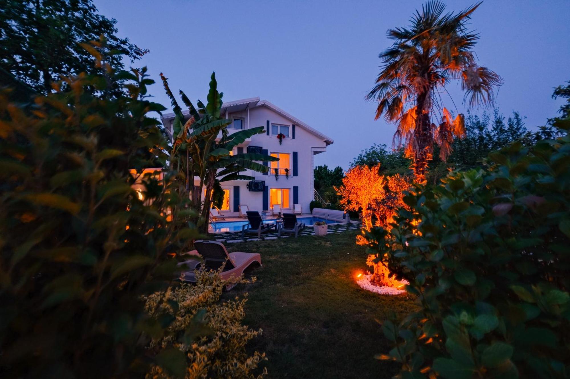 Villa Atlas Muhafazakar Havuzlu, Mustakil Genis Bahceli Sapanca Exteriér fotografie
